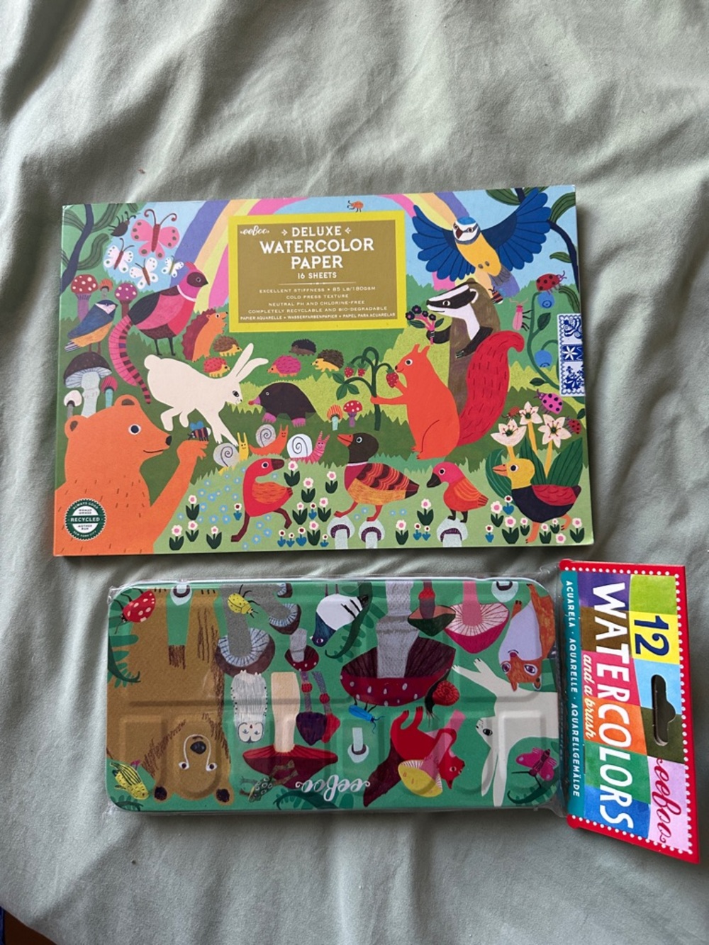 Deluxe Watercolor Paper & 12-Color Watercolor Art Craft Set - Multicolor